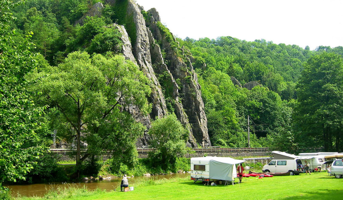 Camping le Rocher de la Vierge - Comblain-La-Tour