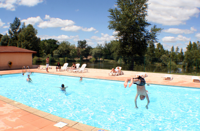 Camping Les Sablons - Pont-du-Château