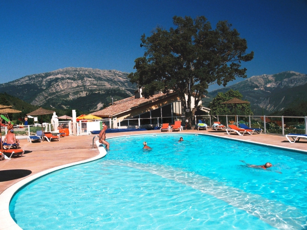 Camping Castillon de Provence - Domaine Naturiste - Castellane