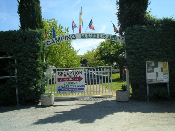 Camping La Gare des Amis - Saint-Fortunat-sur-Eyrieux