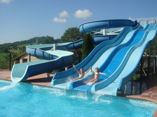 Camping Le Bois de Reveuge - Huanne-Montmartin