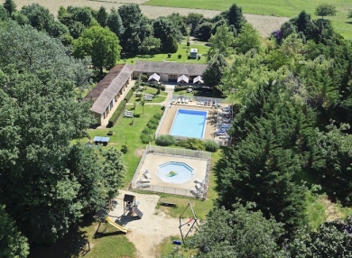 Camping Les Nauves - Belvès