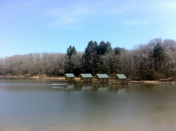 Camping Les Rives du Lac - Saint-Gérons