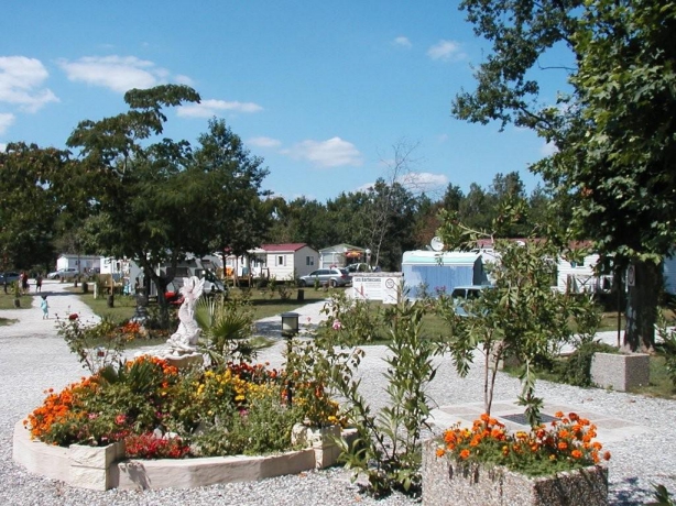 Camping L'Etang de Laubanère - Louer