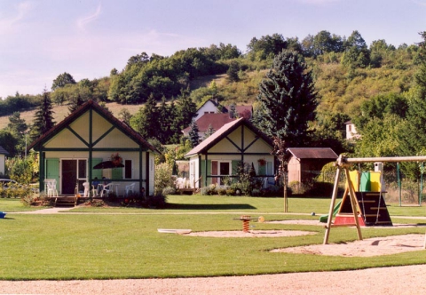 Camping Village de Chalet de Cravant - Cravant