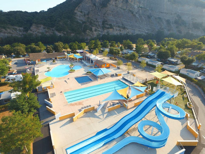 Camping La Plage Fleurie - Vallon-Pont-d'Arc