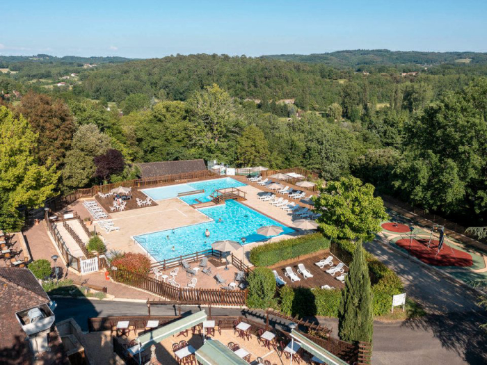 Camping Les Grottes des Roffy - Sainte-Nathalène